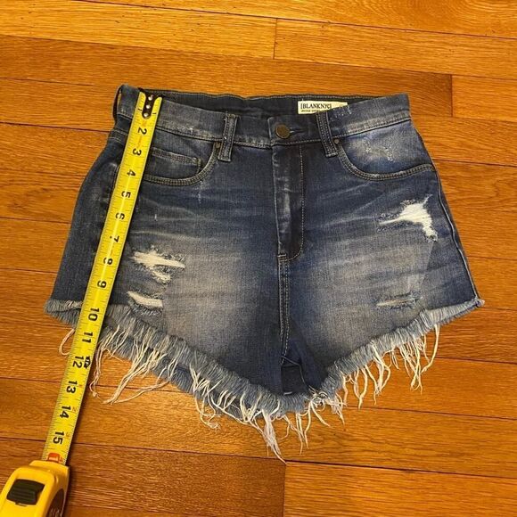 Blank NYC Dark Wash Distressed Denim Shorts 26 - Picture 3 of 8